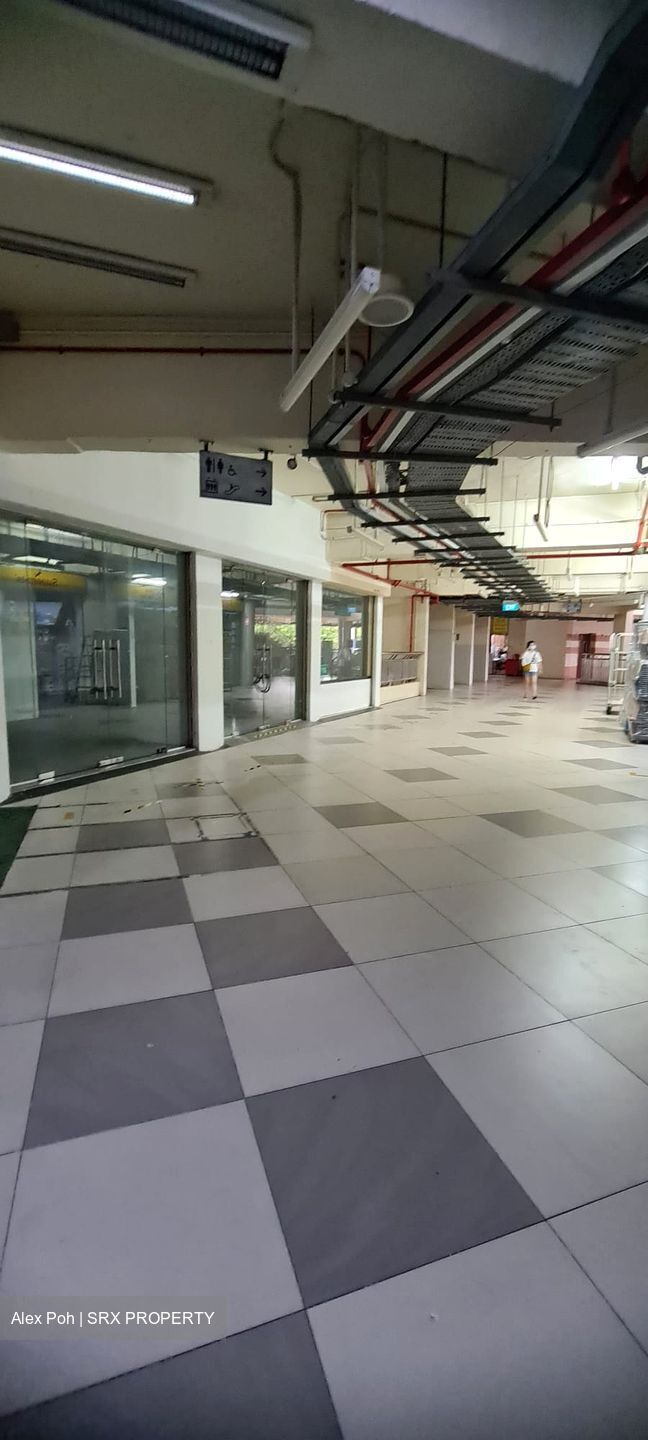 Boon Lay Shopping Centre (D22), Shop House #602099401